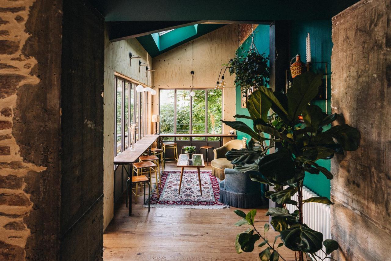 Les Chouettes Hostel Ренн Экстерьер фото
