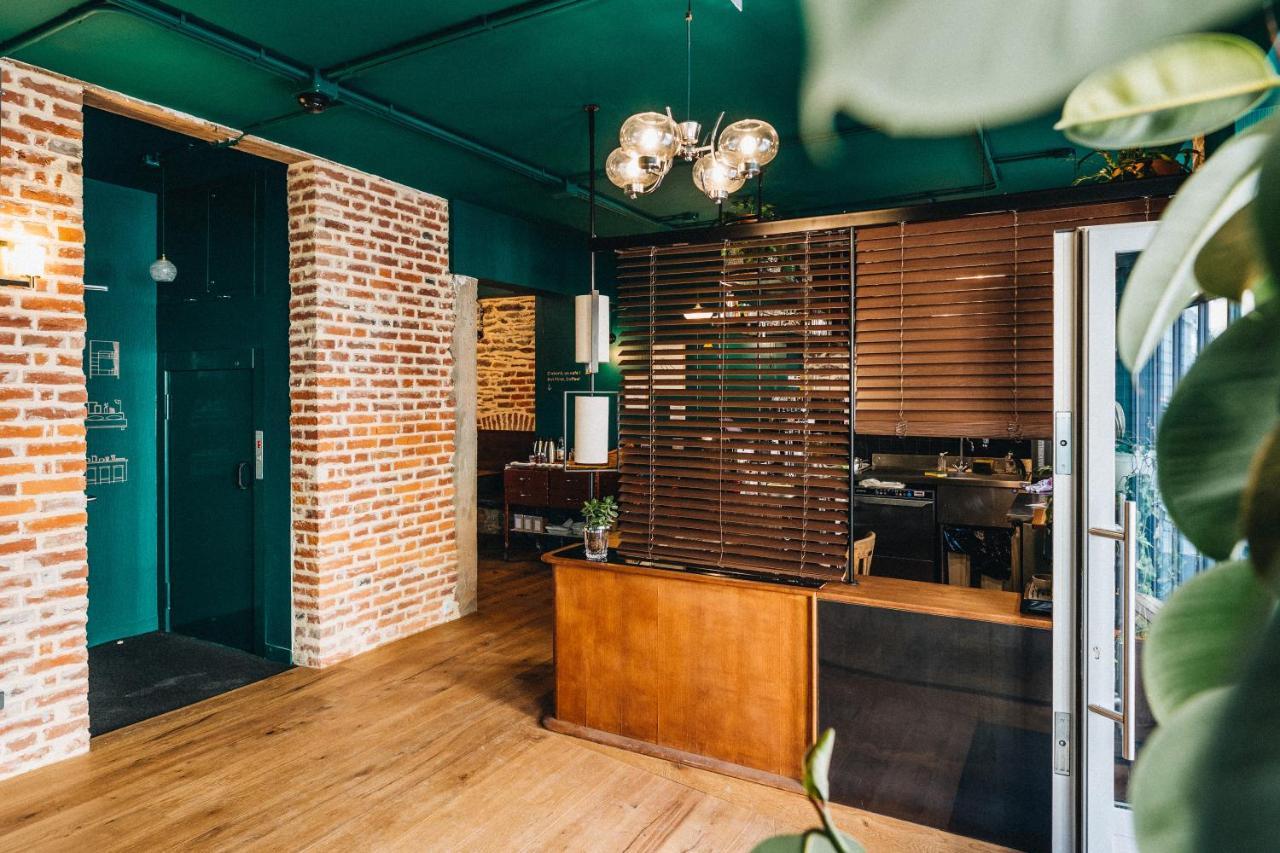 Les Chouettes Hostel Ренн Экстерьер фото